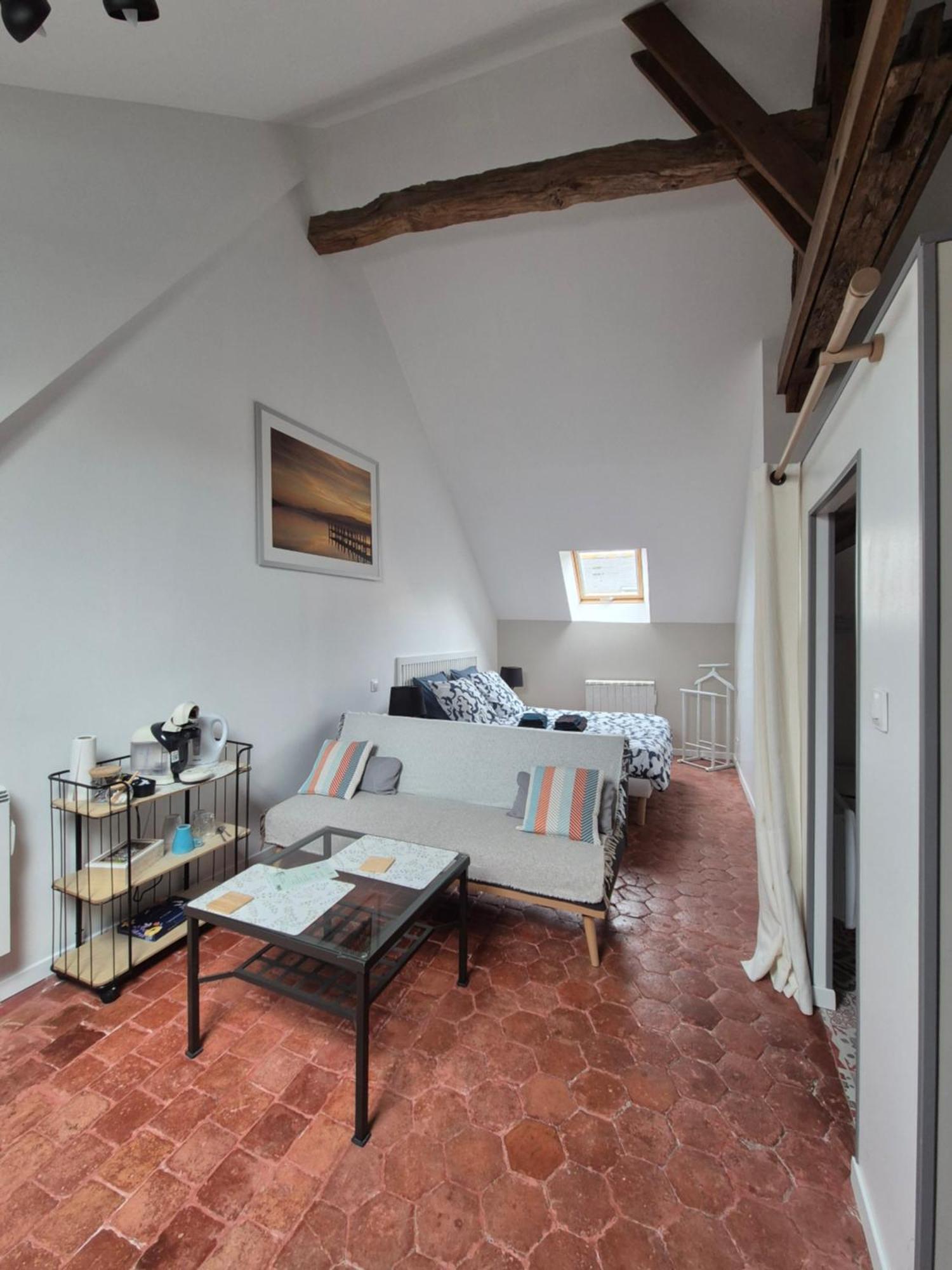 Hotel l'Eden caché Beaune-la-Rolande Esterno foto